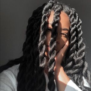 Meet your Posher, Chriselle